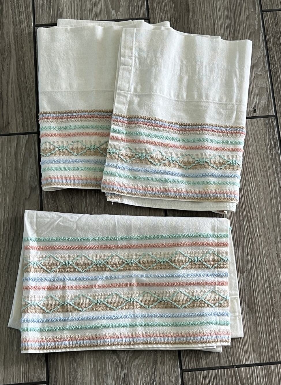 Vintage Pastel Embroidered Linen Valance Curtain Geometric Boho 80s Folk 3pc